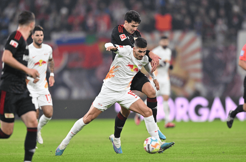 爱游戏娱乐-沃尔夫斯堡出色表现战胜莱比锡，实现反弹的简单介绍