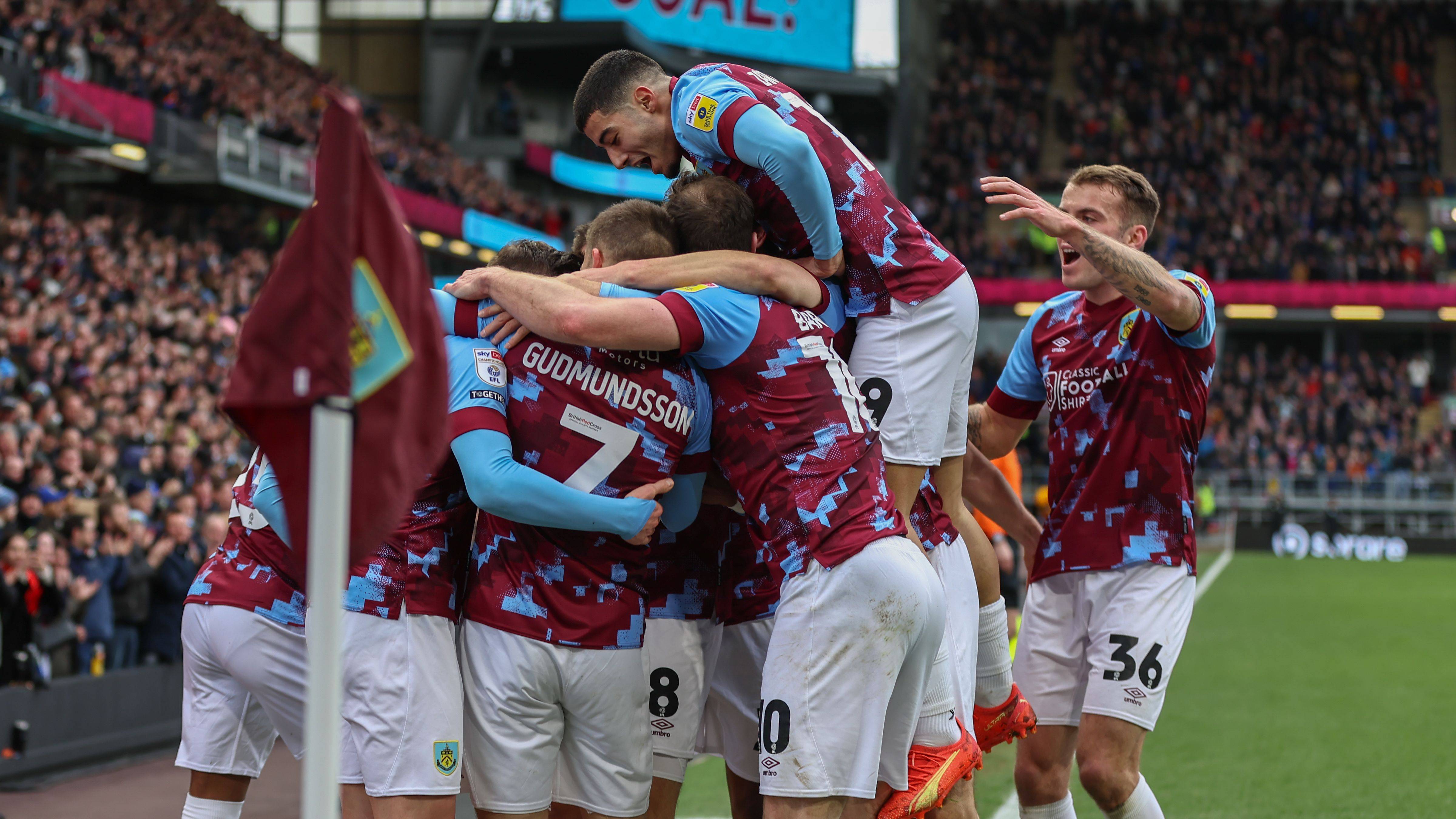 包含托特纳姆热刺客场胜出,晋级希望大增的词条 包含托特纳姆热刺客场胜出,晋级希望大增的词条