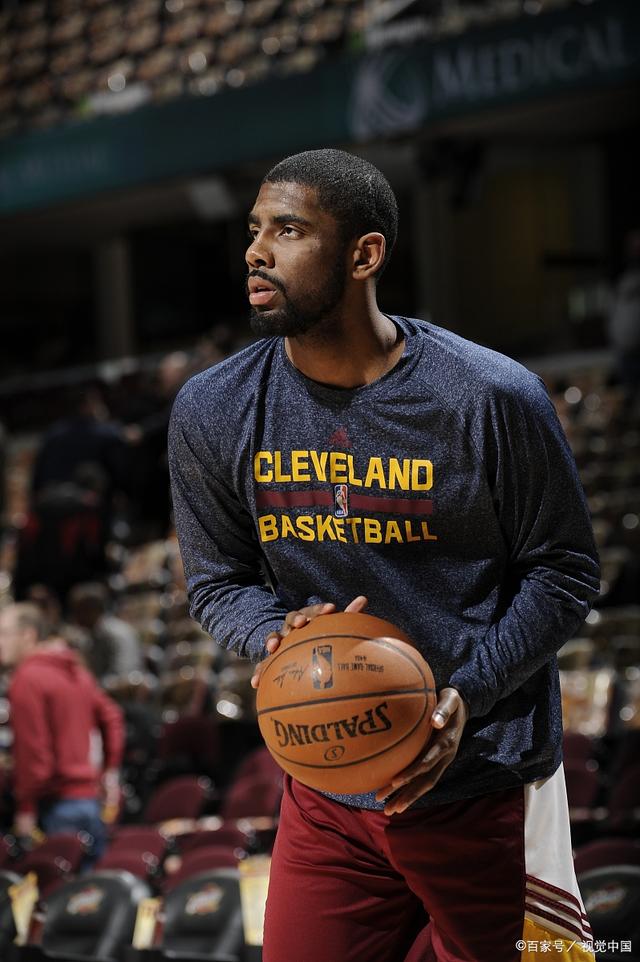 篮网逆转爵士,欧文关键时刻发挥成为胜利基石 篮网逆转爵士,欧文关键时刻发挥成为胜利基石