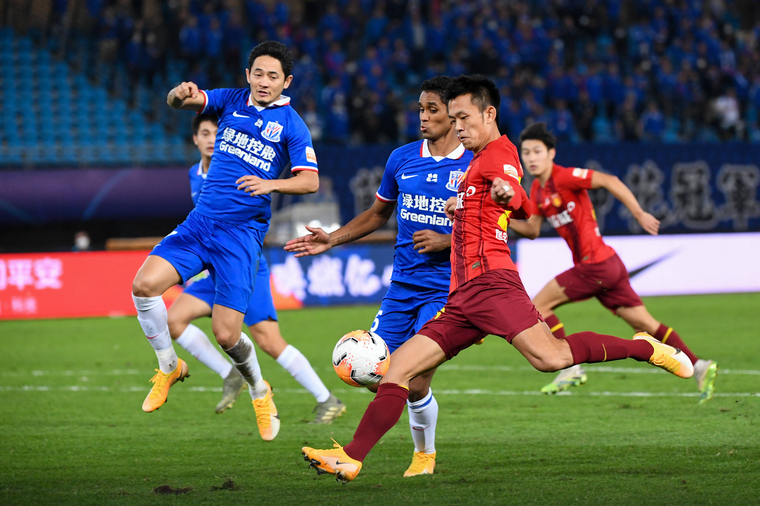 包含河北华夏幸福客场憾负,中超排名逐渐下滑的词条 包含河北华夏幸福客场憾负,中超排名逐渐下滑的词条