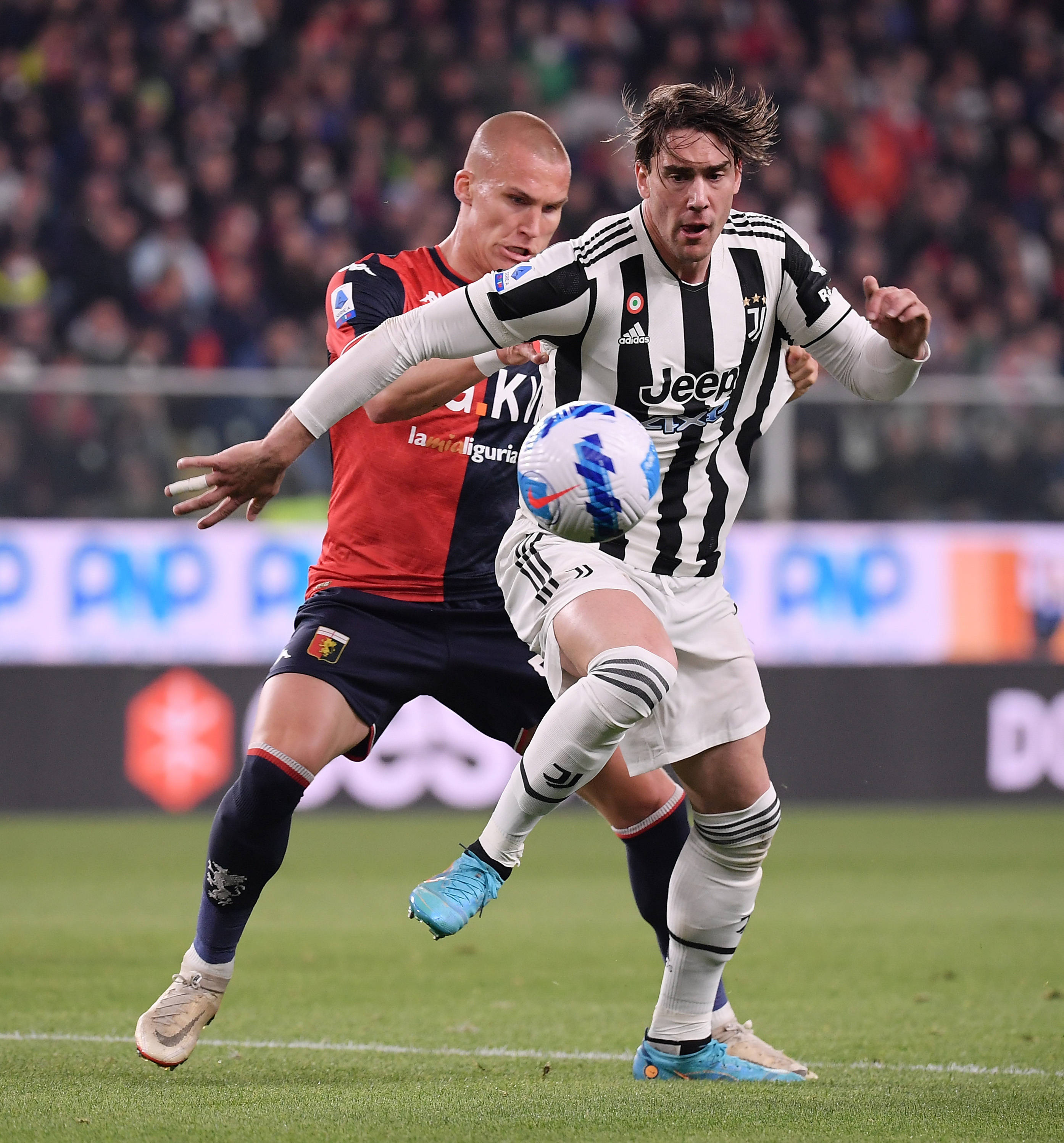 AYXapp下载-关于意甲球队实力对比，谁将笑到最后的信息