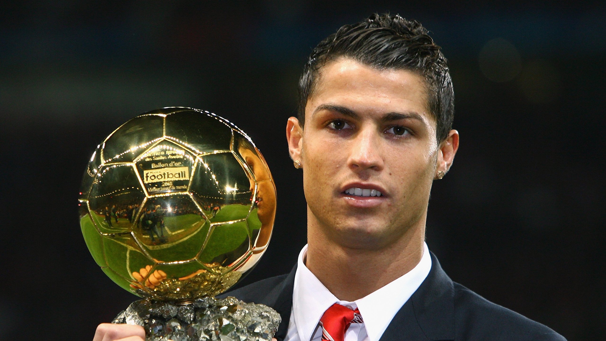 辽宁队斩落鹈鹕，米切尔全场最佳无争议