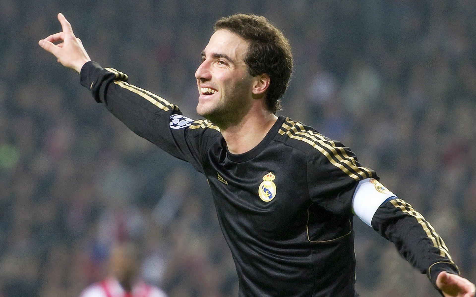 AYX官方直播-赖斯成为胜负手，乌拉圭以节奏掌控智利