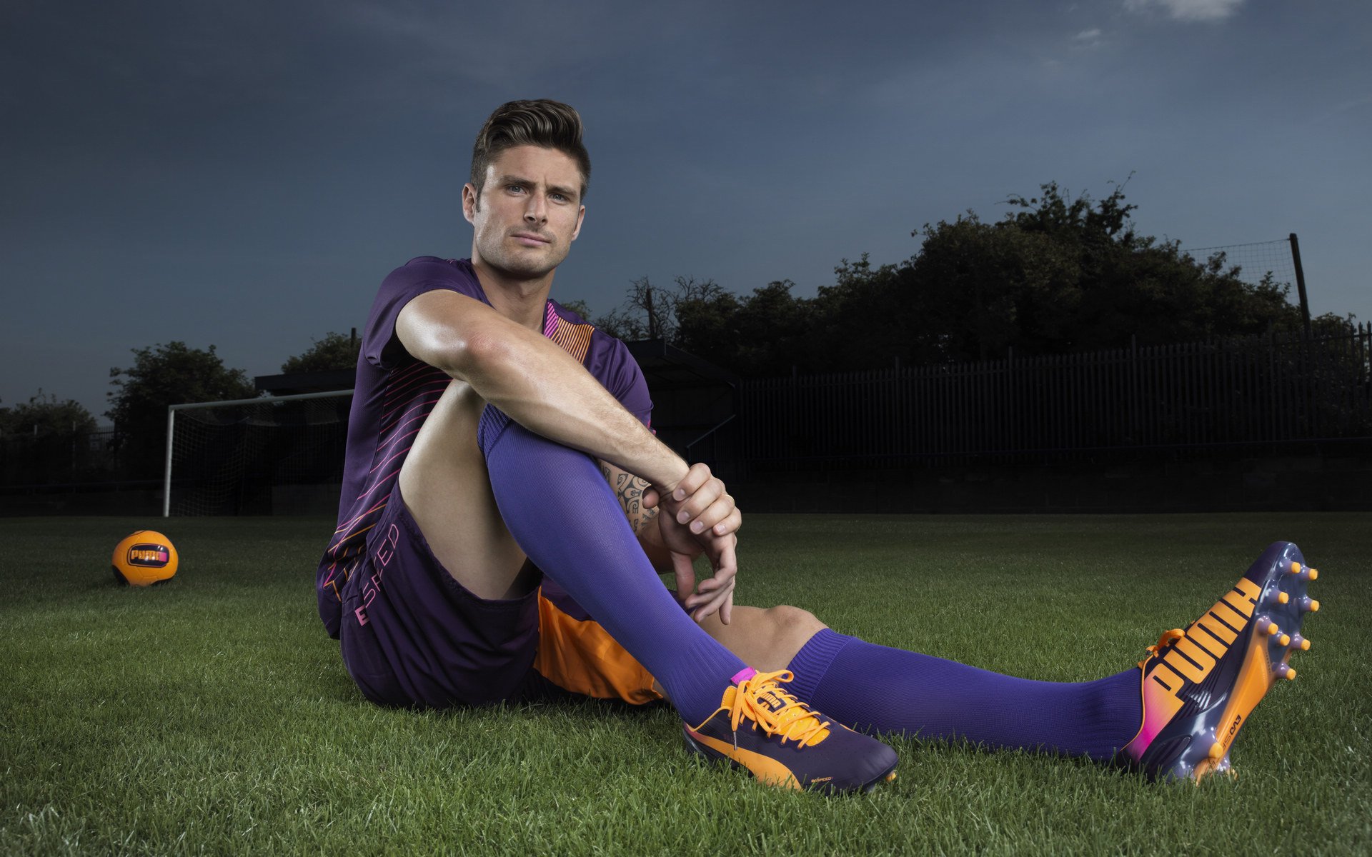 布雷默爆发终结悬念,加拿大提前出局,英格兰锁定小组头名